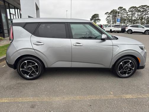 2023 Kia Soul EX