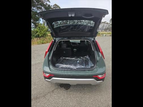 2025 Kia Niro Plug-In Hybrid EX