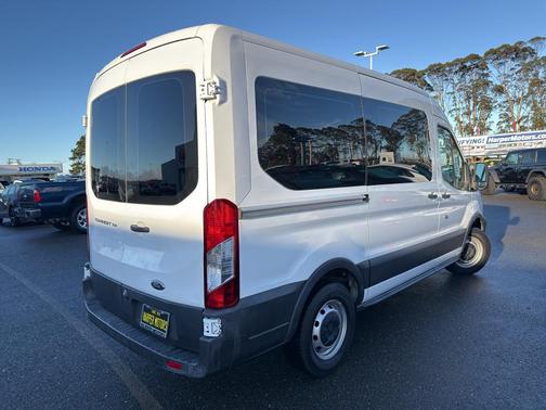 2017 Ford Transit-150 XL