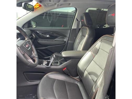 2024 GMC Terrain AWD AT4