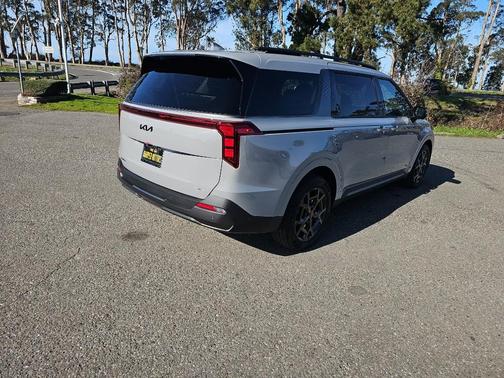 2026 Kia Carnival Hybrid SX