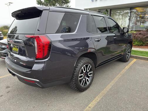 2023 GMC Yukon 4WD AT4