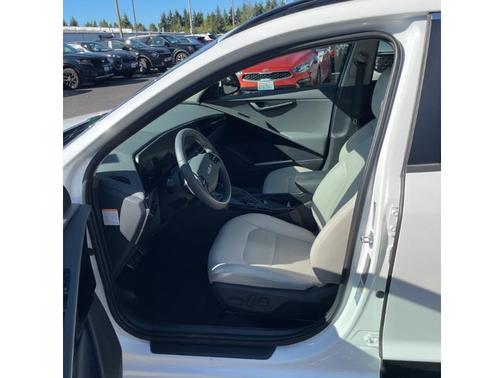 2023 Kia Niro Touring
