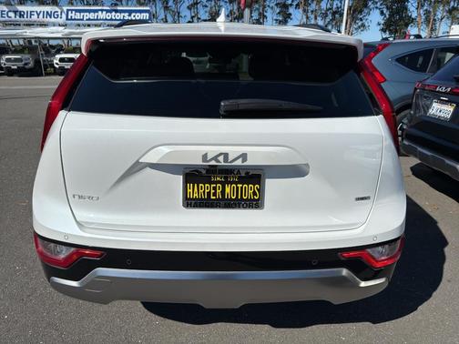 2023 Kia Niro Touring