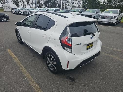 2018 Toyota Prius c Two