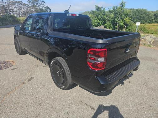 2025 Ford Maverick Lobo Standard