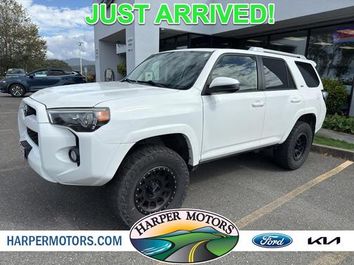 2018 Toyota 4Runner SR5