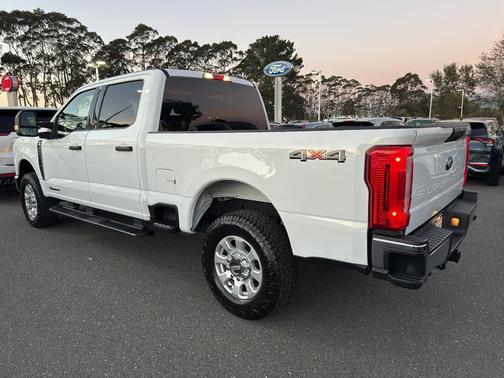 2023 Ford F-250 XLT