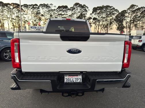 2023 Ford F-250 XLT