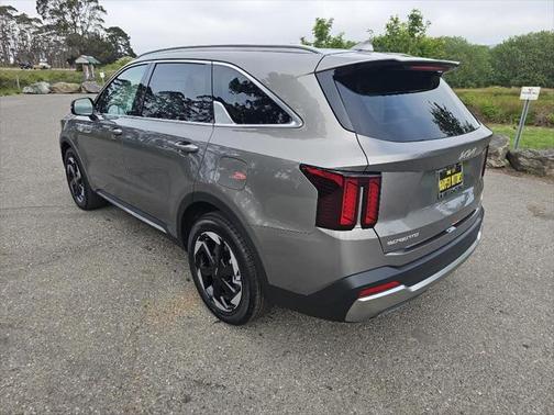 2025 Kia Sorento Hybrid EX