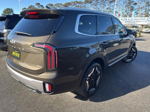 2025 Kia Telluride EX