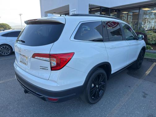 2022 Honda Pilot AWD Special Edition