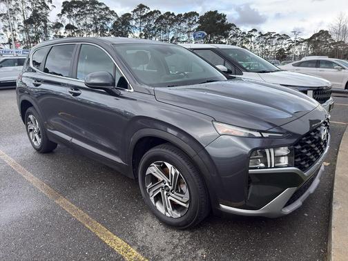 2022 Hyundai SANTA FE SE