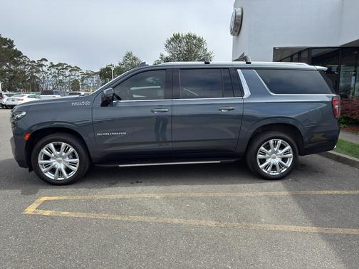2021 Chevrolet Suburban 4WD High Country