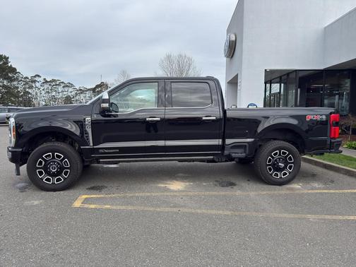 2024 Ford F-350 Platinum