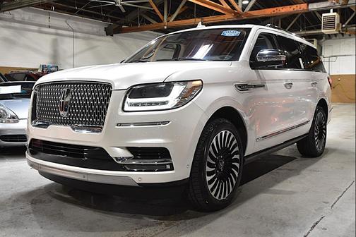 2018 Lincoln Navigator Black Label