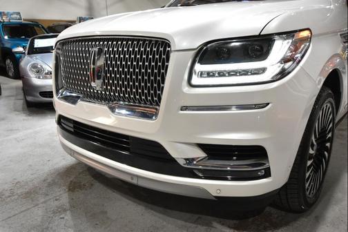 2018 Lincoln Navigator Black Label