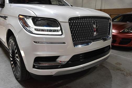 2018 Lincoln Navigator Black Label