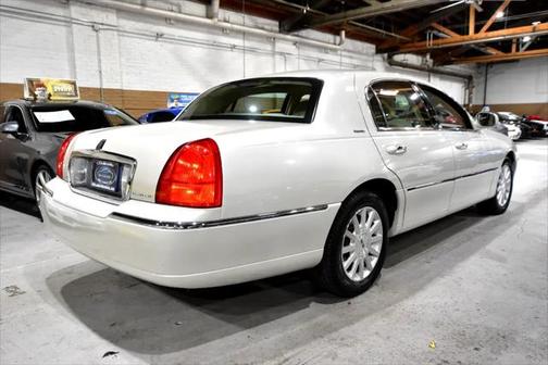 2007 Lincoln Town Car Signature