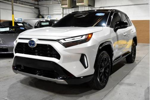 2023 Toyota RAV4 Hybrid SE