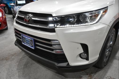 2018 Toyota Highlander Limited Platinum