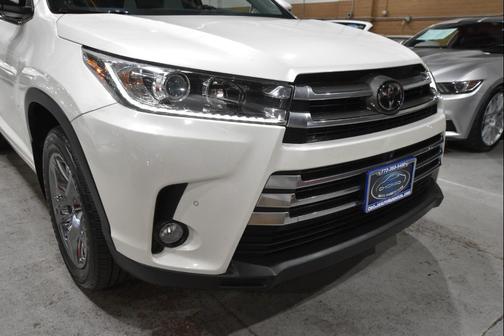 2018 Toyota Highlander Limited Platinum