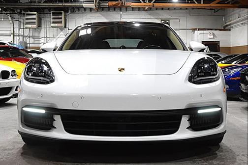 White 2018 Porsche Panamera 4S