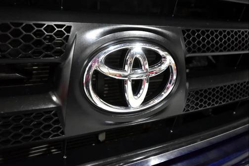 2010 Toyota Tundra Grade