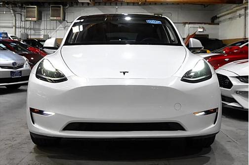 2023 Tesla Model Y Long Range Dual Motor All-Wheel Drive