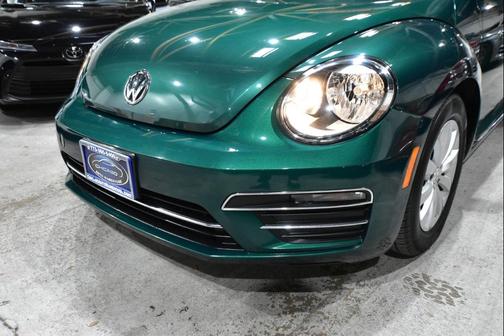 2018 Volkswagen Beetle 2.0T Coast