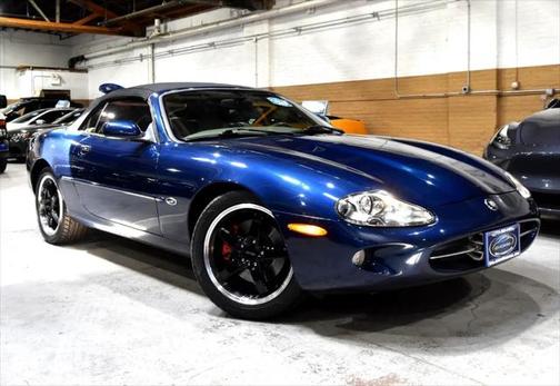 2000 Jaguar XK8 2dr Convertible