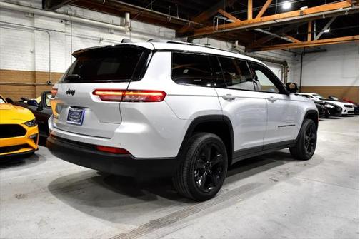 2022 Jeep Grand Cherokee L Altitude
