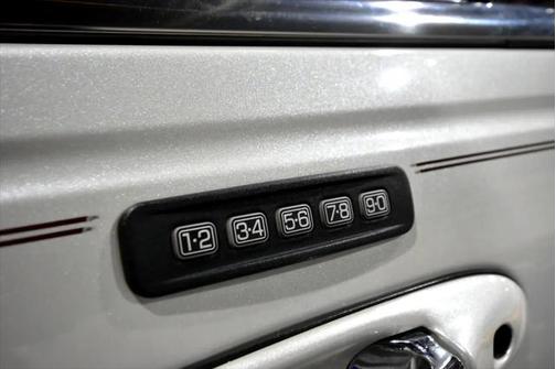 2006 Lincoln Town Car Signature