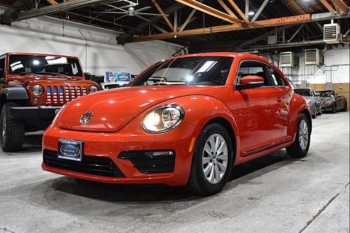 2019 Volkswagen Beetle 2.0T SE