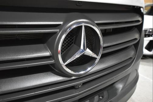 2024 Mercedes-Benz Sprinter 2500 Standard Roof