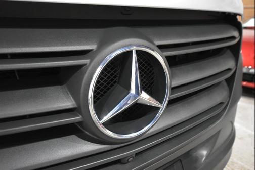 2021 Mercedes-Benz Sprinter 2500 Standard Roof
