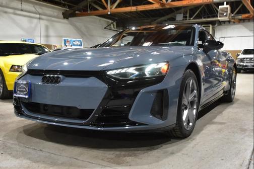 2022 Audi RS e-tron GT quattro