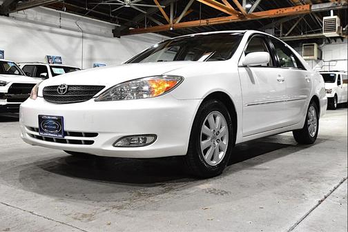 2004 Toyota Camry XLE