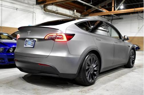 2022 Tesla Model Y Performance Dual Motor All-Wheel Drive