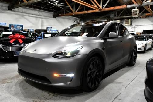 2022 Tesla Model Y Performance Dual Motor All-Wheel Drive
