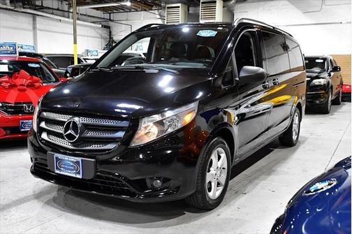 2016 Mercedes-Benz Metris Base