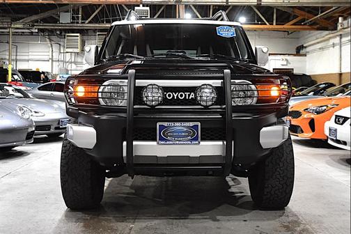 2014 Toyota FJ Cruiser Base