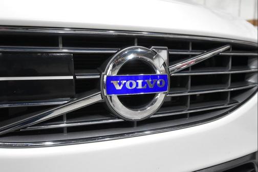 2016 Volvo S60 Inscription T5 Platinum