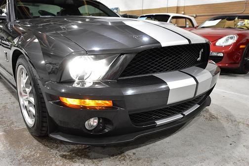 2009 Ford Shelby GT500 Base