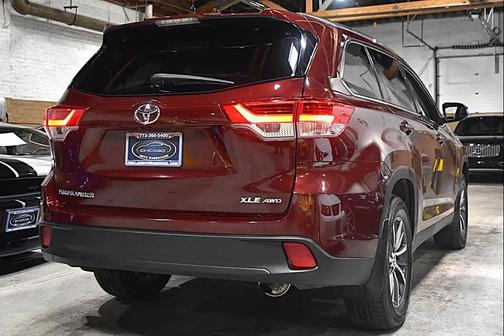 Ooh La La Rouge Mica 2019 Toyota Highlander XLE