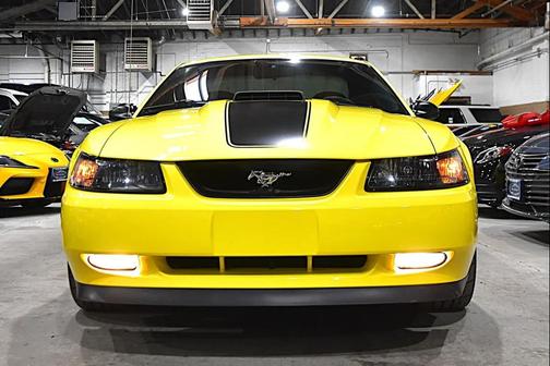 2003 Ford Mustang Mach I