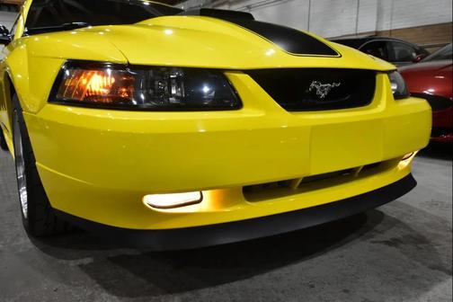 2003 Ford Mustang Mach I
