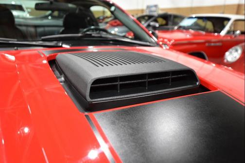 2004 Ford Mustang Mach I