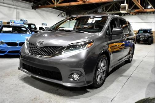 2017 Toyota Sienna SE Premium