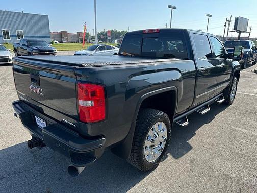 2018 GMC Sierra 2500 Denali